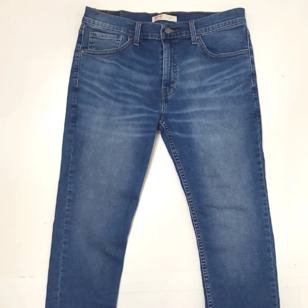 Levis sleek stylish